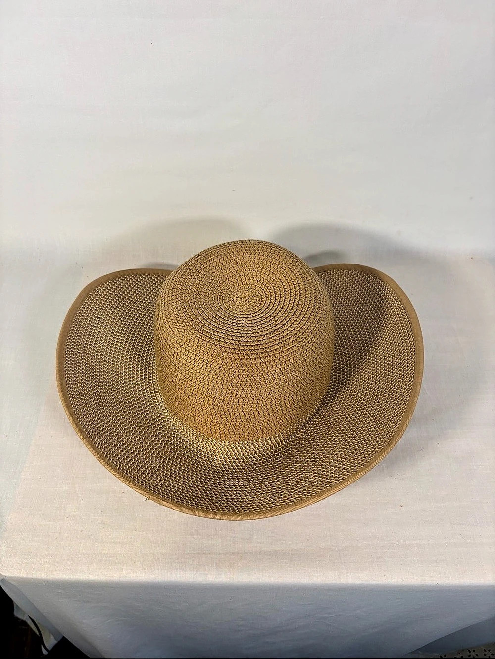 Hats in the Belfry Woven Sun Hat in Brown Like New